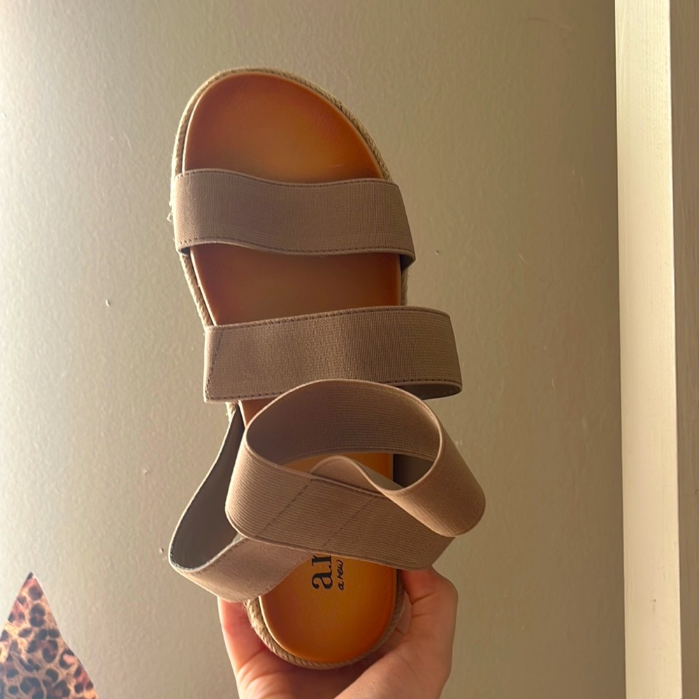 Nude Stretch Sandal